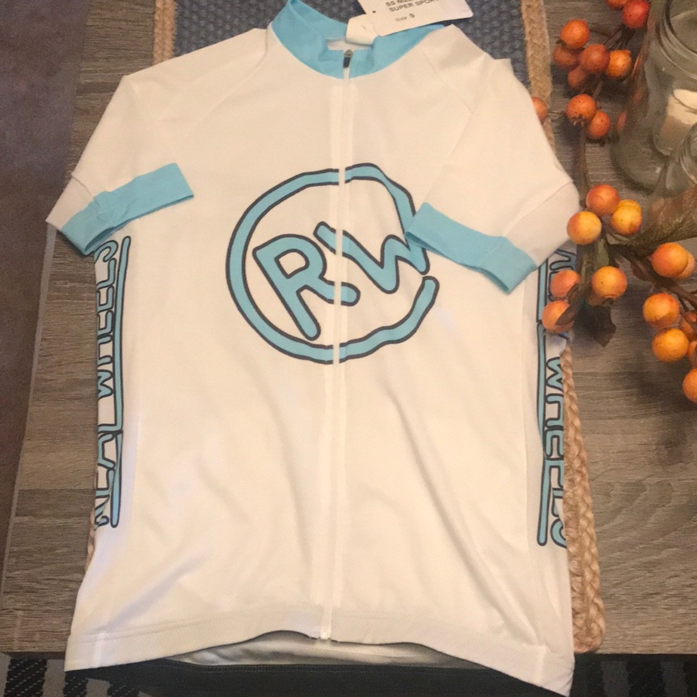 CYCLISTS FULL OUTFIT 🚴‍♀️